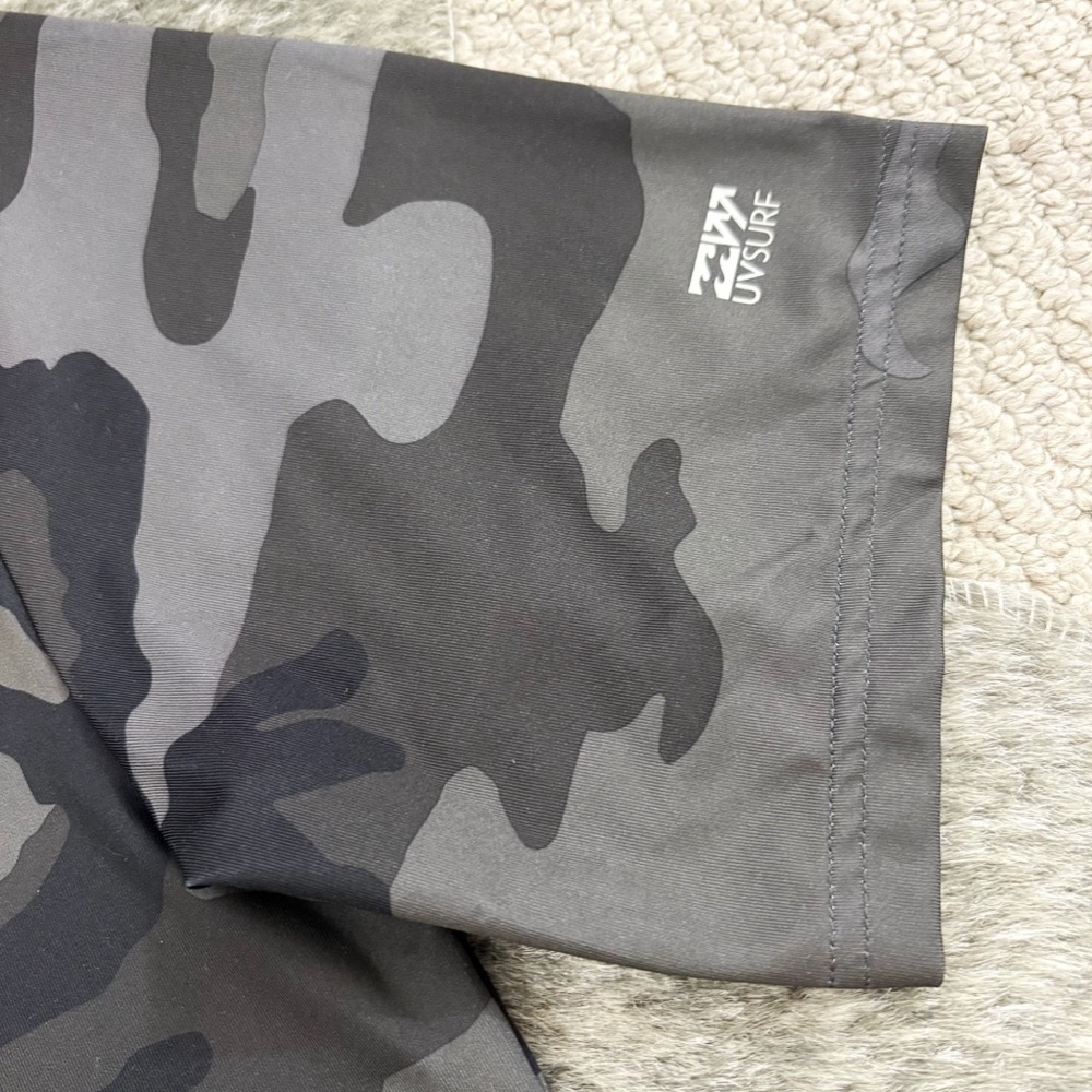 Billabong UV Surf Men's Camo Gray Shirt Medium - Picture 8 of 10